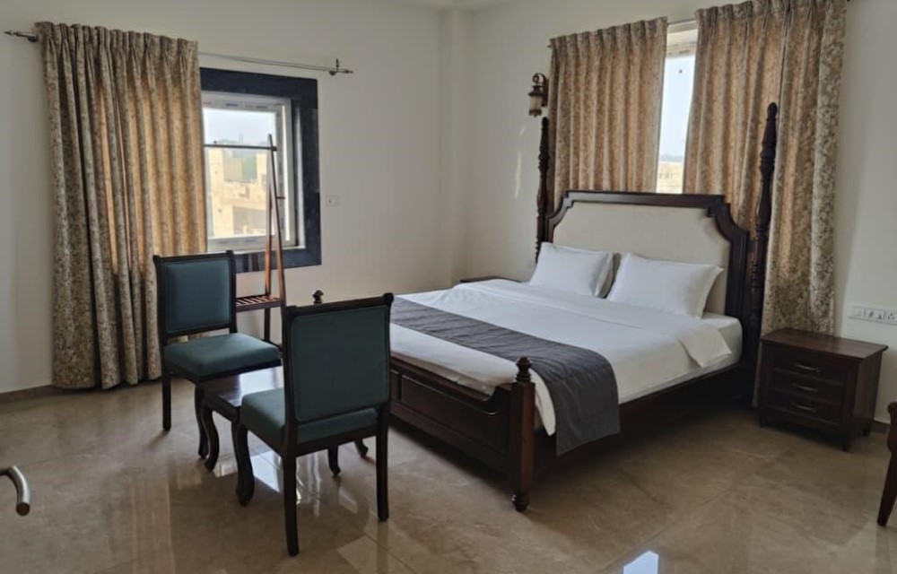 Unwinding in Urban Oases: How City Hotels Are Redefining Tranquility